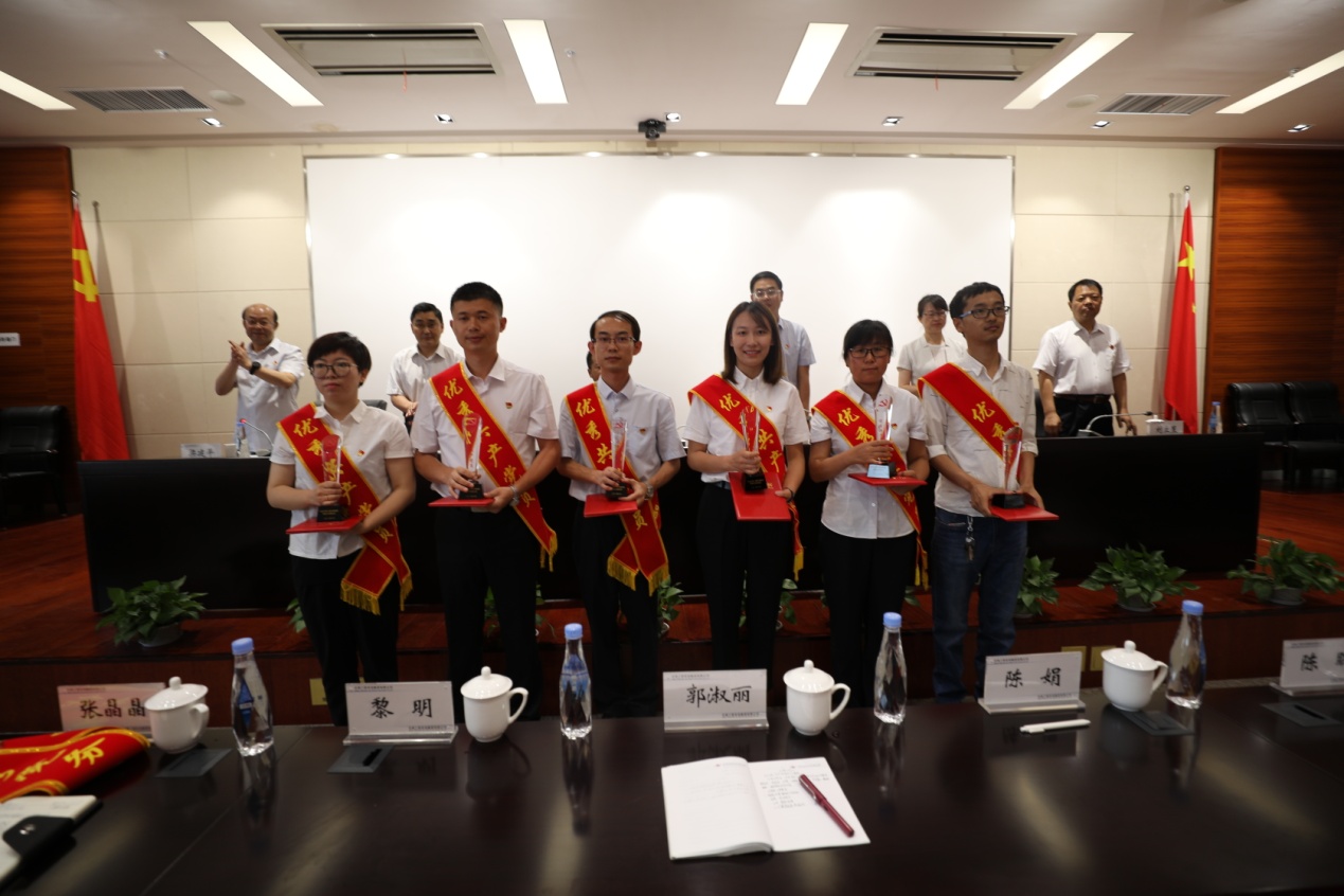 1565528930662040804.jpg 3.jpg