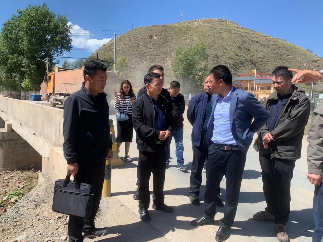 1632619121742058651.jpg 機關(guān)幫扶2.jpg